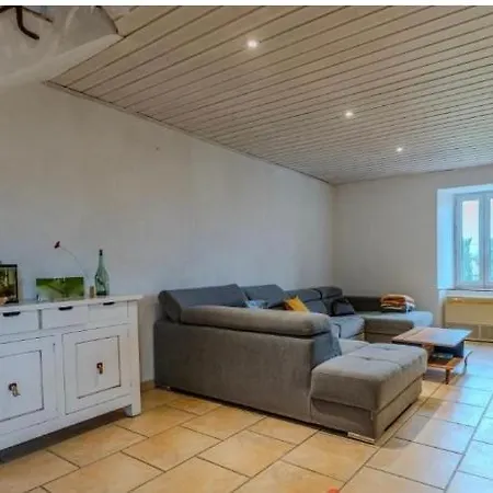 Belle Maison De Pierre Pour 10p, 4ch, Piscine Privative, Grand Jardin Clos 度假居