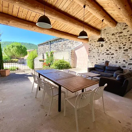 Belle Maison De Pierre Pour 10p, 4ch, Piscine Privative, Grand Jardin Clos 度假居